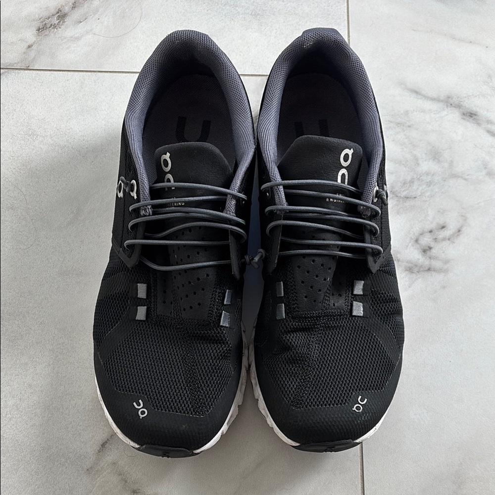 On Running Women’s Black and White Athletic Shoes